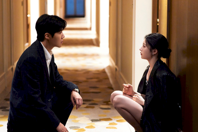 Can This Love Be Translated? Tập 5: Những Từ Ngữ Bị Lãng Quên Và Góc Khuất Quá Khứ