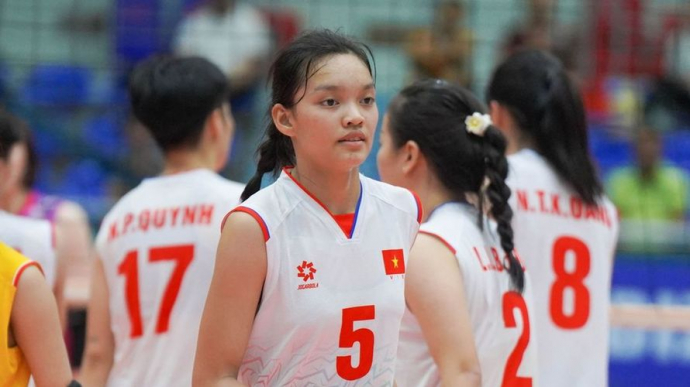 Ánh Thảo Có Một Ngày Thi Đấu Cực Cháy Trước Hàng Chắn U18 Trung Quốc