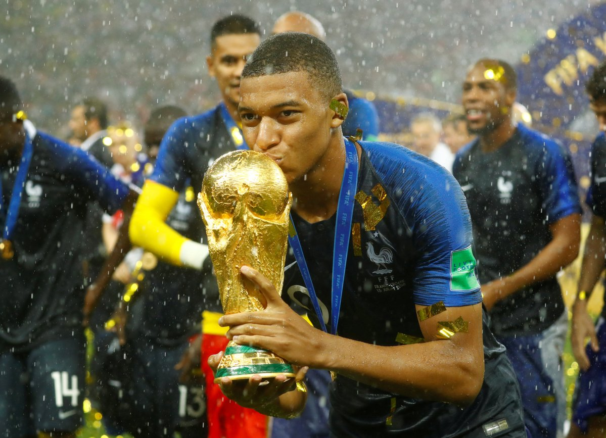 Các giải thưởng mà Kylian Mbappé giành được - Thành tích “đỉnh” của siêu sao Pháp