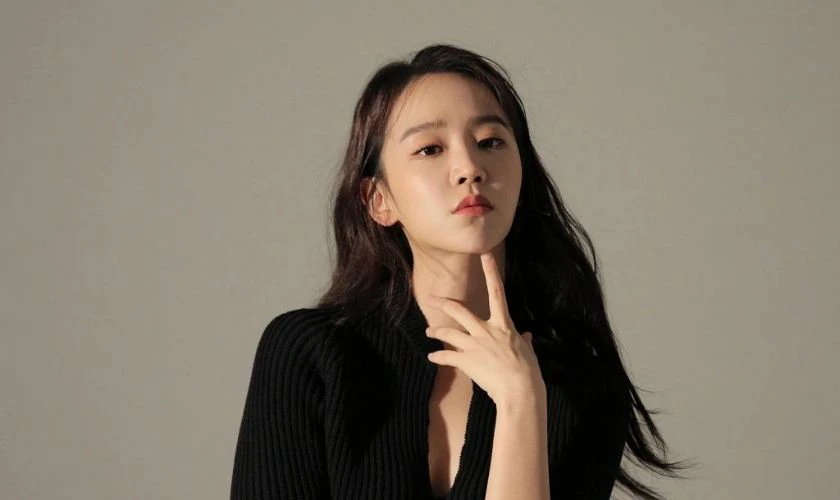 Shin Hye Sun: Tiểu sử và sự nghiệp của "thánh diễn xuất" màn ảnh Hàn